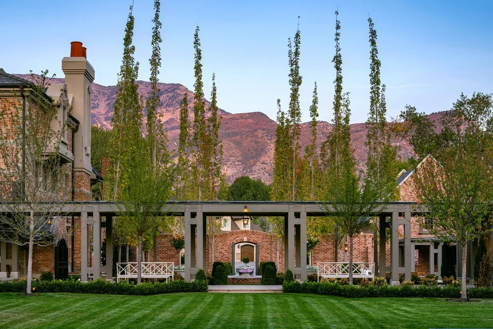 Custom landscape design experts serving Bluffdale, UT - Sunline Landscapes