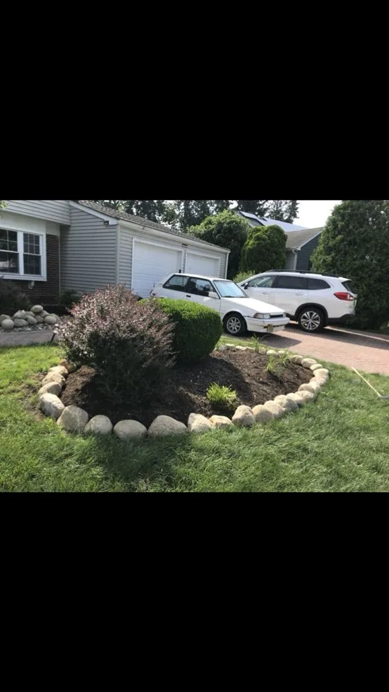 Reliable residential landscaping in Aberdeen Township, NJ - Sunny Blossoms Landscaping