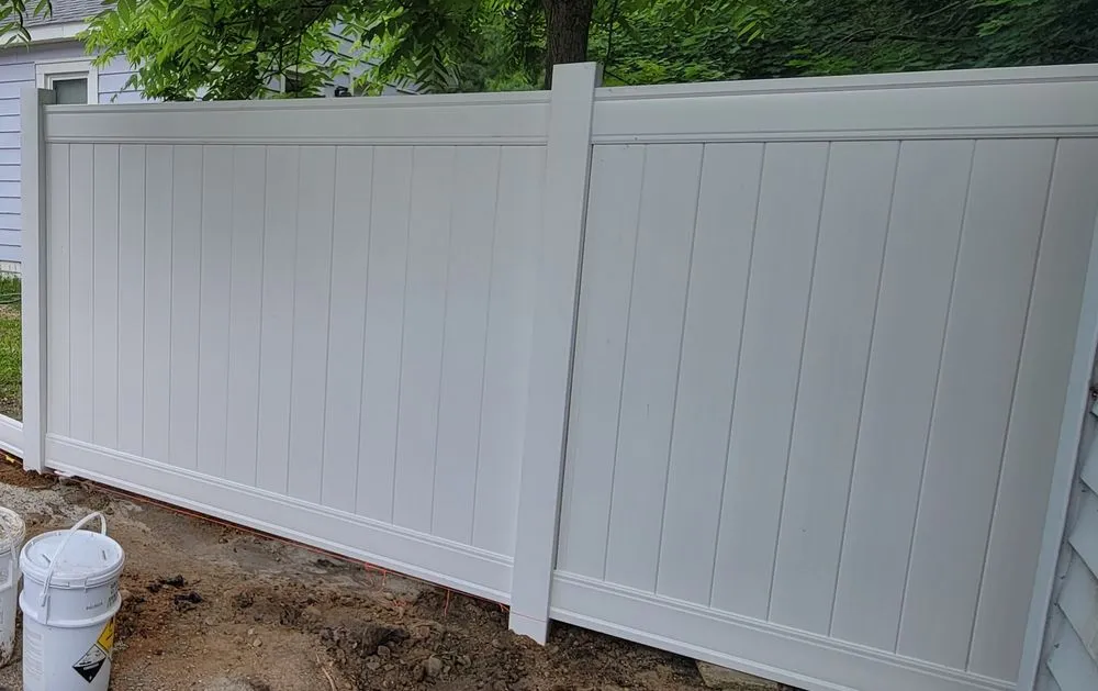 Professional lawn mowing service experts serving Battle Creek, MI - Sunny Days Lawn Care