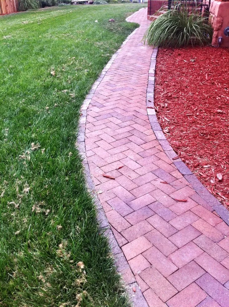 Top-rated residential landscaping experts serving Denver, CO - Sunny Daze Landscaping