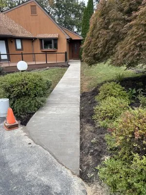 Sunny Garden Landscaping Services Logo