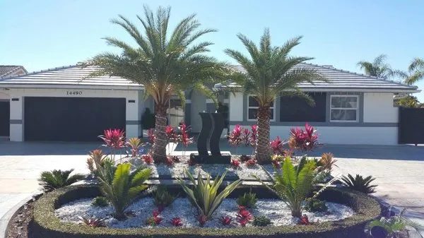 Sunny gardening corp Logo