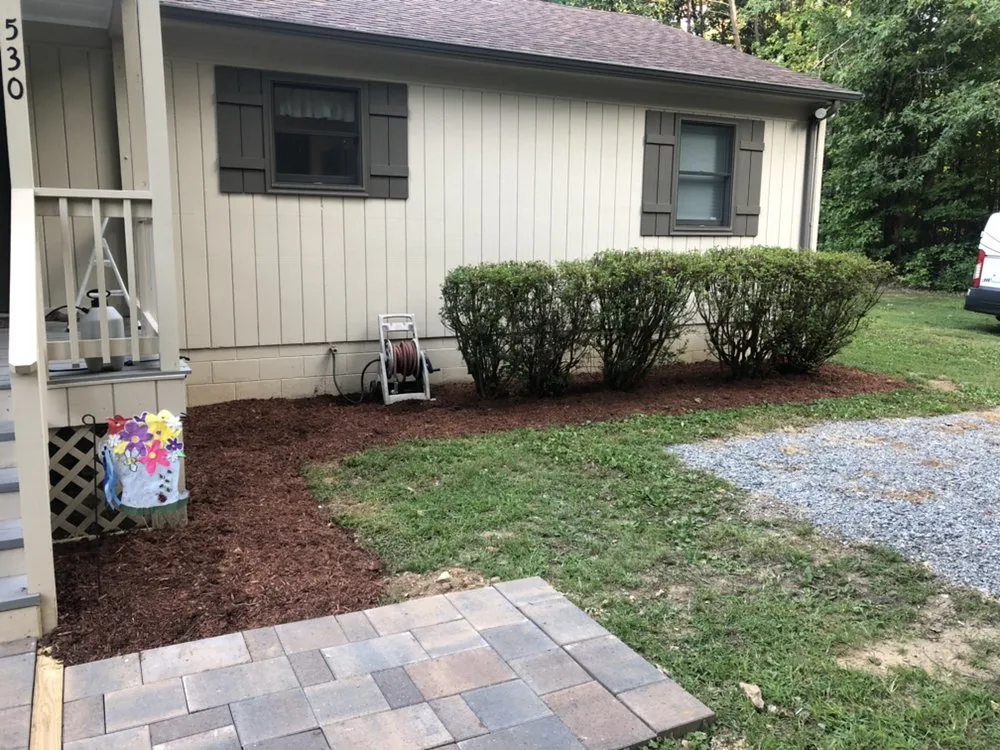 Professional lawn mowing service in Amelia Court House, VA by Sunny Grove Services