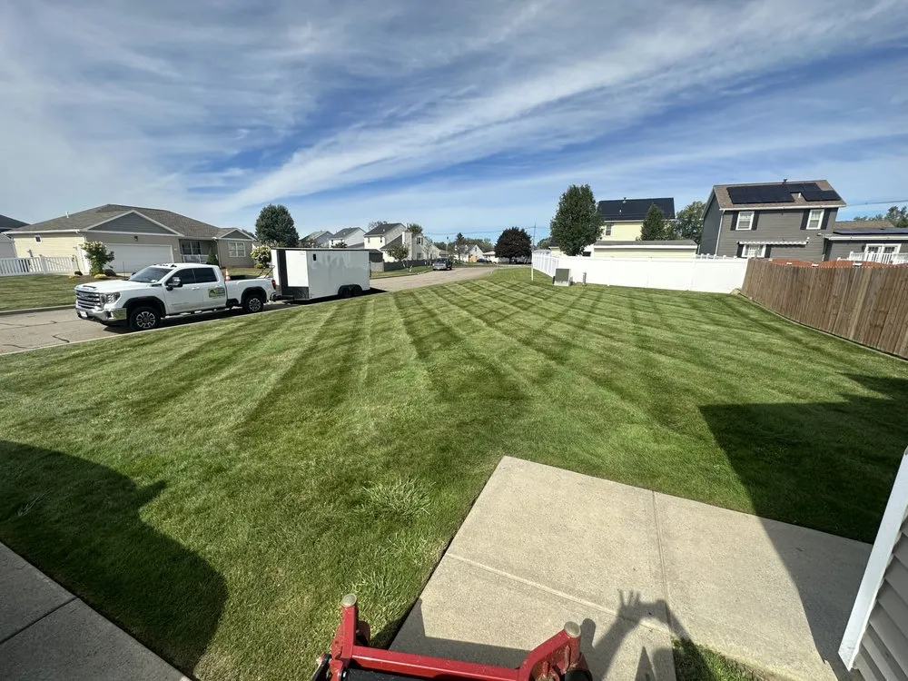 Affordable lawn care service in Lackawanna, NY - Sunny LA Lawn Care