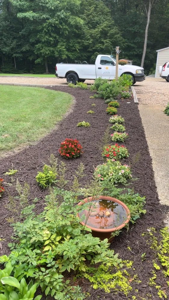Local landscaping services for residential properties in Henrico, VA by Sunny Landscaping