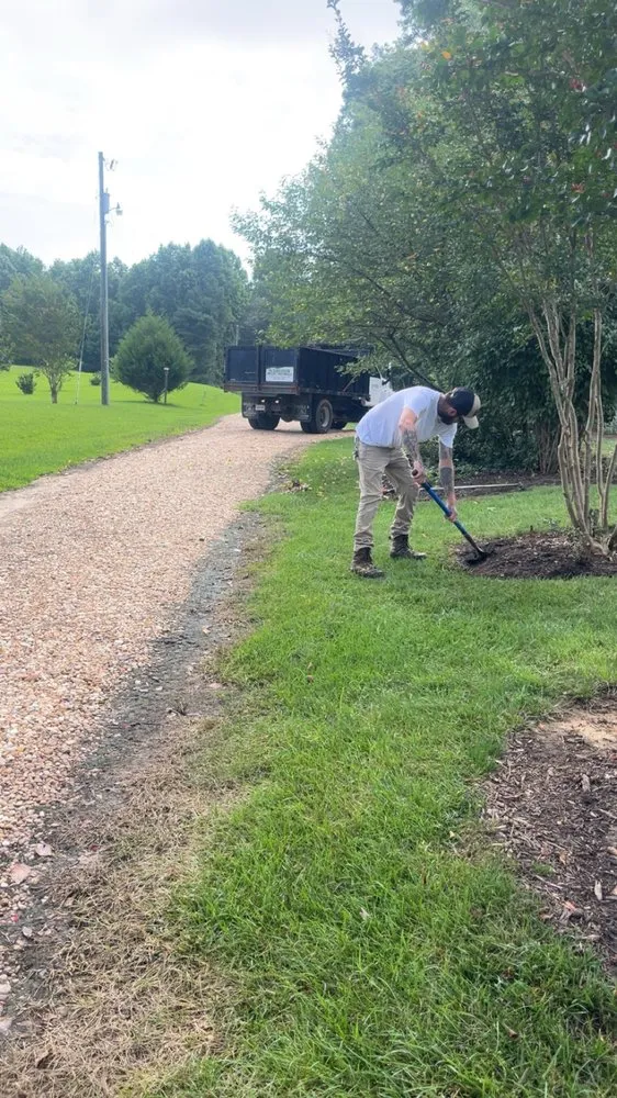 Expert yard maintenance in Henrico, VA - Sunny Landscaping
