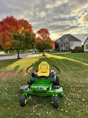 Sunny Side Lawn Care Logo