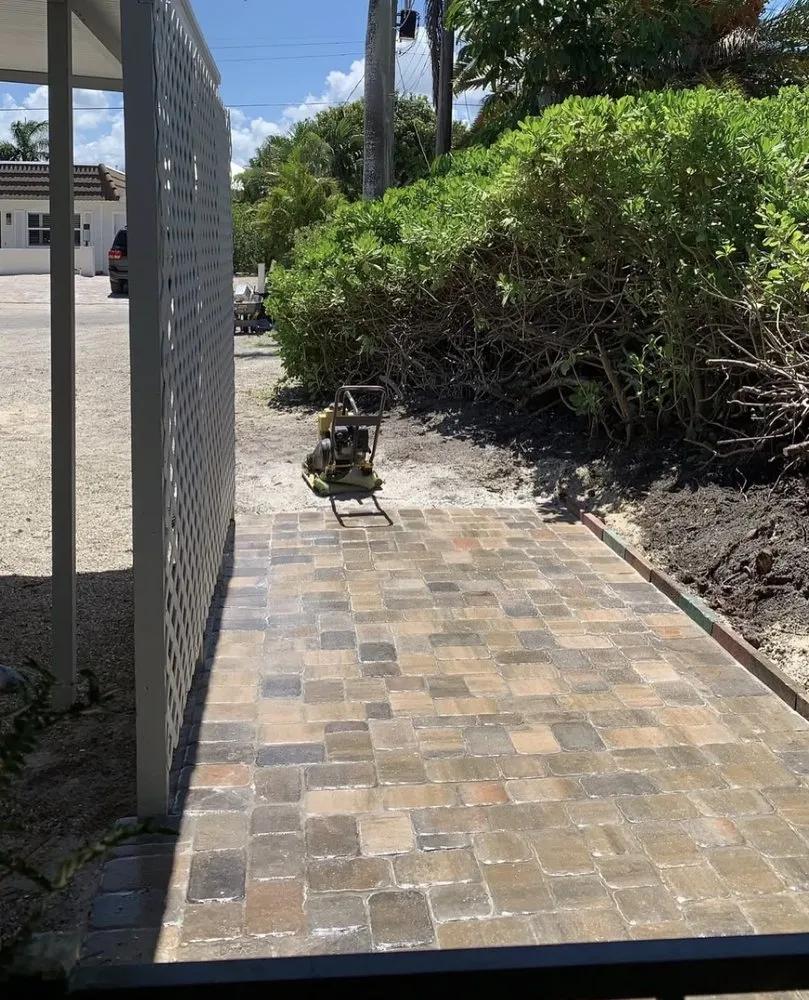 Expert landscape design in Palmetto, FL by Sunny Site Services