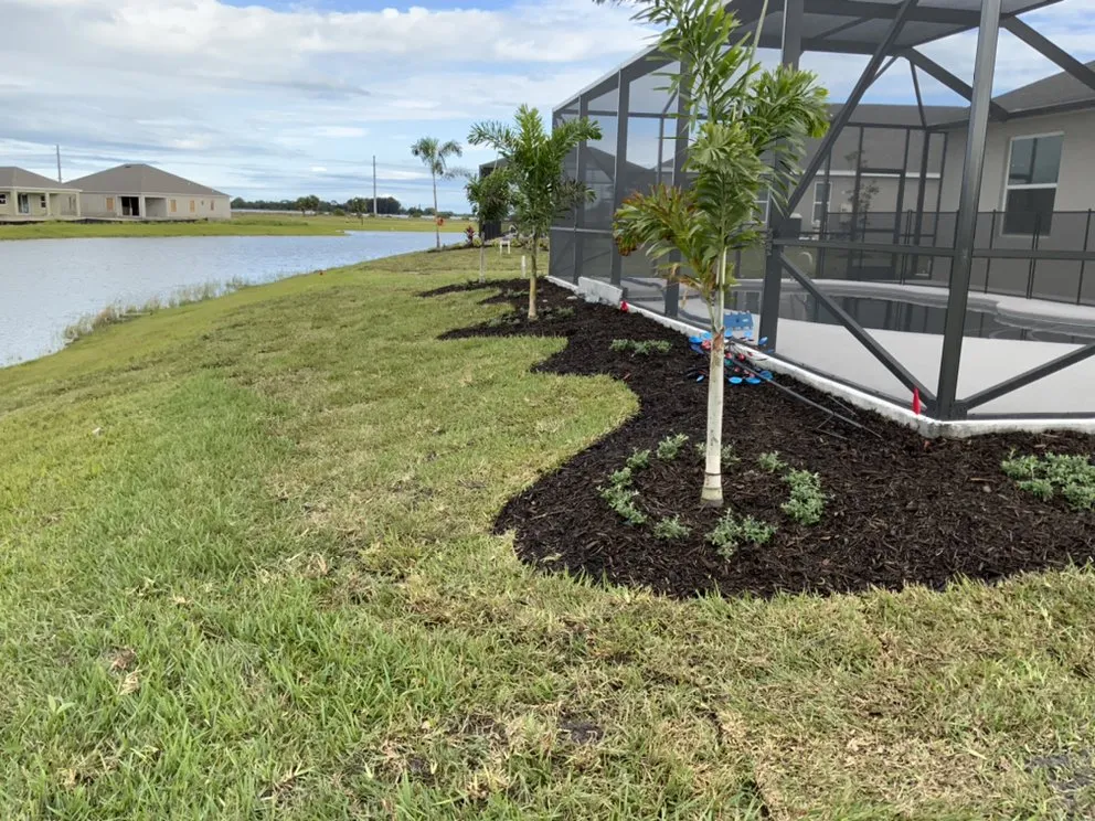 Custom garden landscaping experts serving Grant Vlkria, FL - Sunny Sod Up