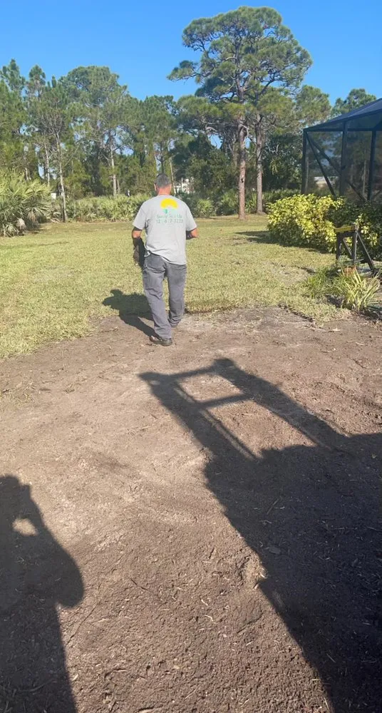 Custom yard cleanup service in Grant Vlkria, FL - Sunny Sod Up