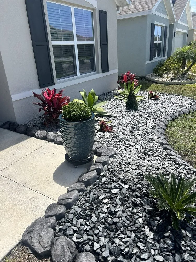 Reliable lawn care service in Ruskin, FL by SunnyDays Nursery & Landscaping