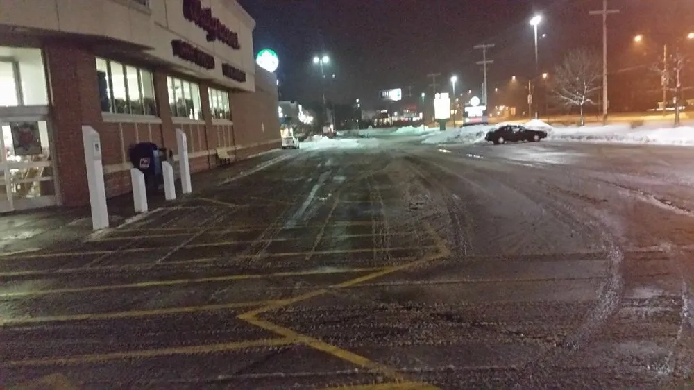 Custom yard cleanup service experts serving Pardeeville, WI - Sunnyridge Farm