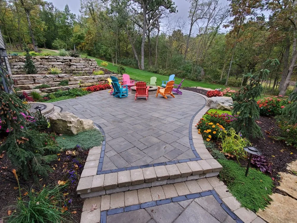 Custom outdoor landscaping in Verona, WI - Sunnyside Landscapes