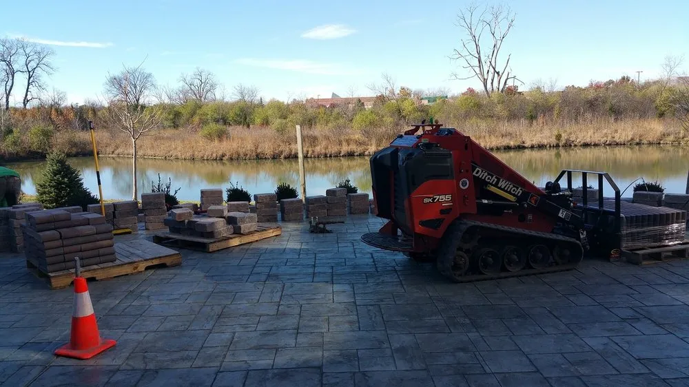 Custom residential landscaping experts serving West Chicago, IL - Sunnyside Landscaping & Tree Service