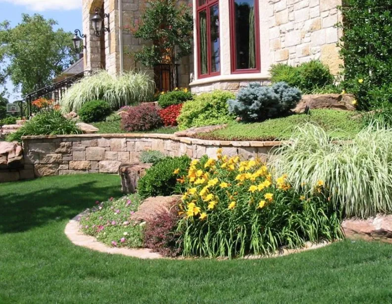 Affordable yard maintenance in Gore, VA by Sunnyside Landscaping