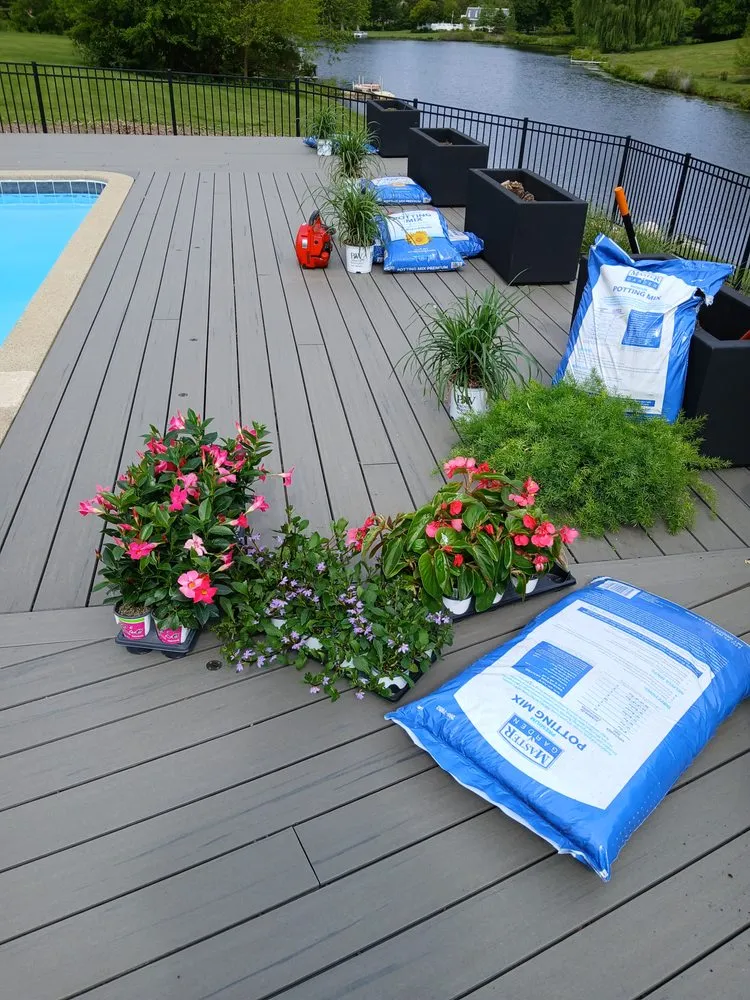 Professional residential landscaping experts serving Grand Rapids, MI - Sunnyside Landscaping