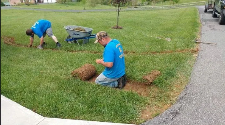 Professional garden landscaping in Blacksburg, VA by Sunnyside Lawn Care