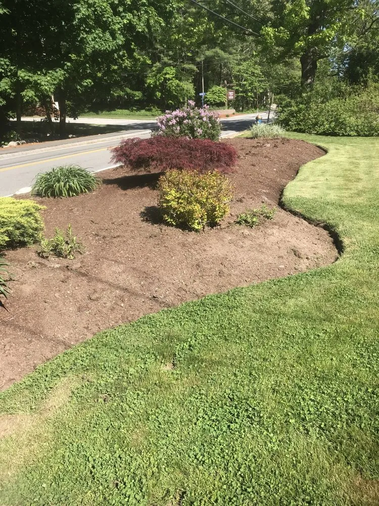 Reliable lawn care service with custom design in Sharon, MA by Sunrays Lawn Care