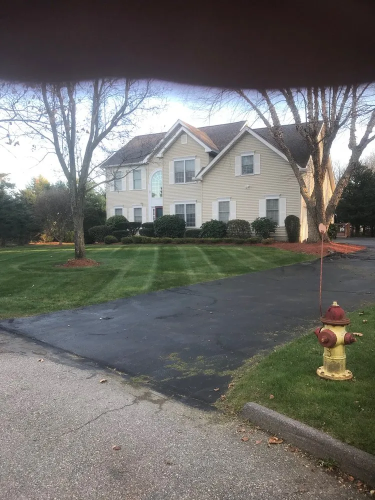 Reliable garden landscaping for beautiful yards in Sharon, MA by Sunrays Lawn Care