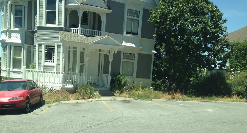 Expert yard cleanup service in Logan, UT by Sunrise Gardening