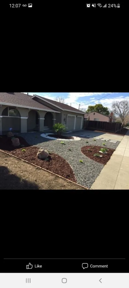 Custom lawn mowing service in Melbourne, FL - Sunrise Landscape