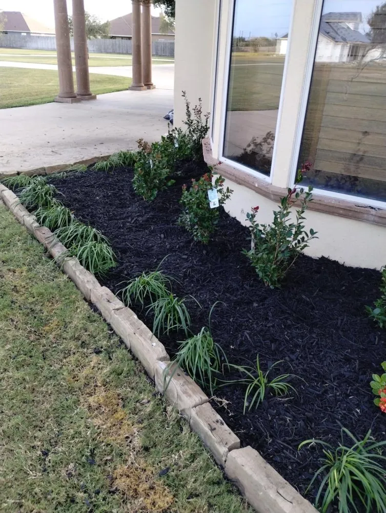 Custom yard maintenance for residential properties in Corpus Christi, TX by Sunrise Lawn Care