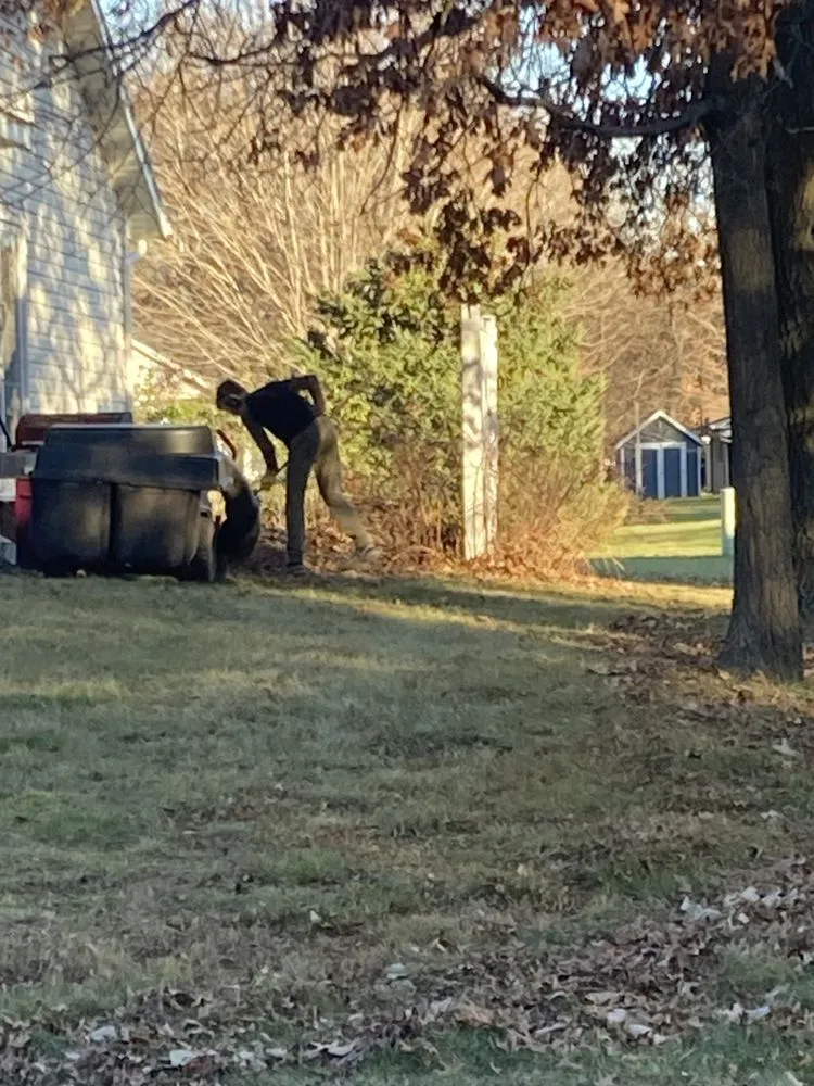 Custom lawn mowing service in Mosinee, WI by Sunrise Lawn Care