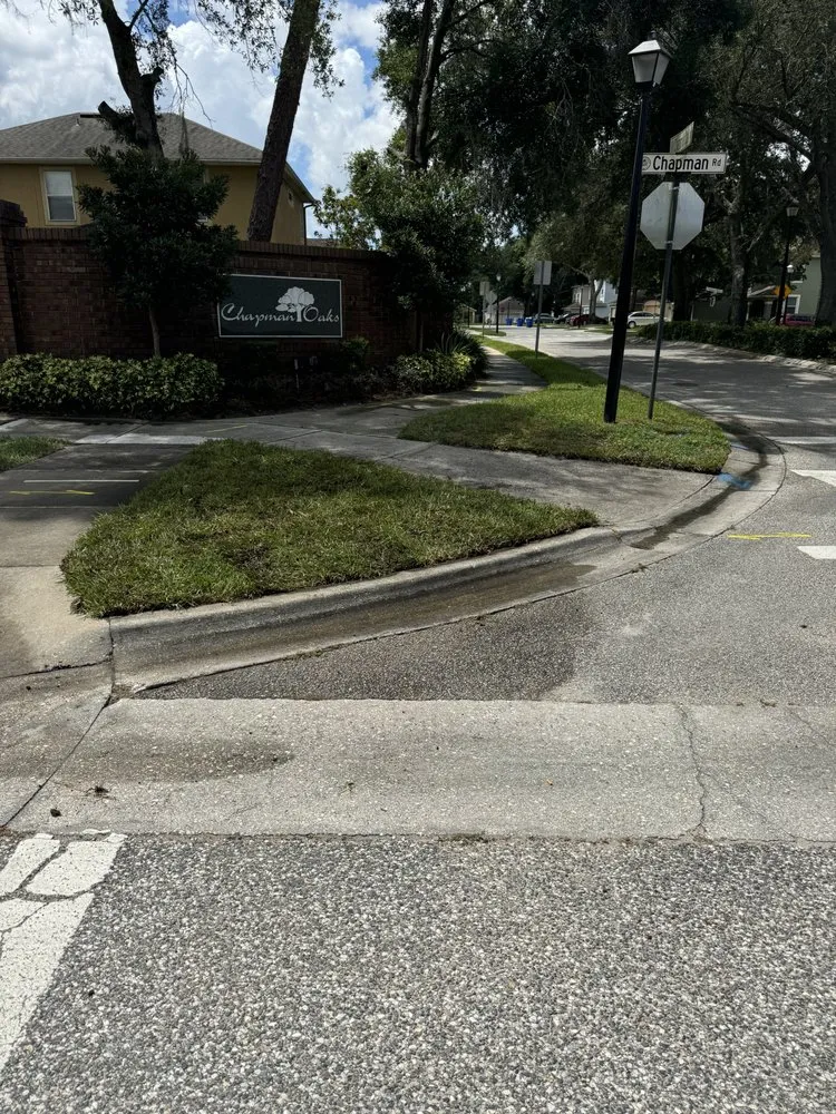 Expert lawn mowing service experts serving Longwood, FL - Sunrise Lawncare of Seminole County