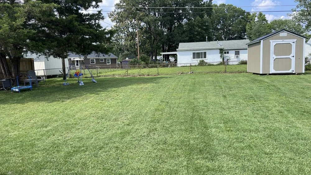 Affordable yard cleanup service for residential properties across Richmond, VA - Sunrise Services