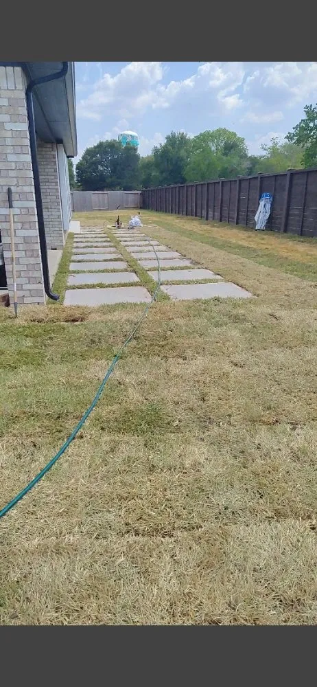 Affordable yard cleanup service for year-round maintenance in Houston, TX by Sunrise Water Solution