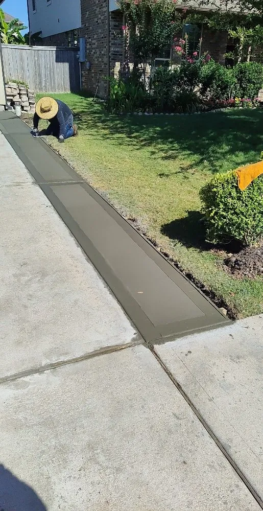 Custom lawn care service in Houston, TX - Sunrise Water Solution