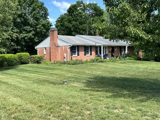 Sunscape Lawncare Logo