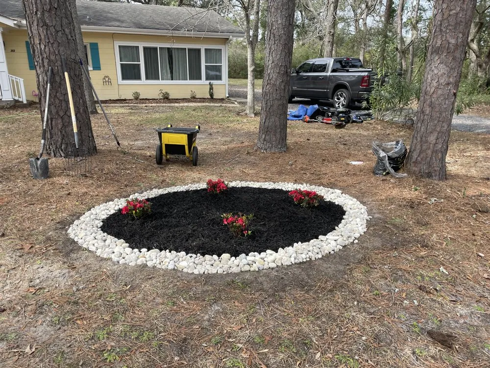 Professional garden landscaping experts serving Southport, NC - Sunscape
