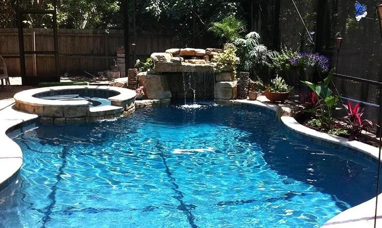 Reliable garden landscaping for outdoor upgrades across Macomb, MI - Sunscapes Landscapes & Pools