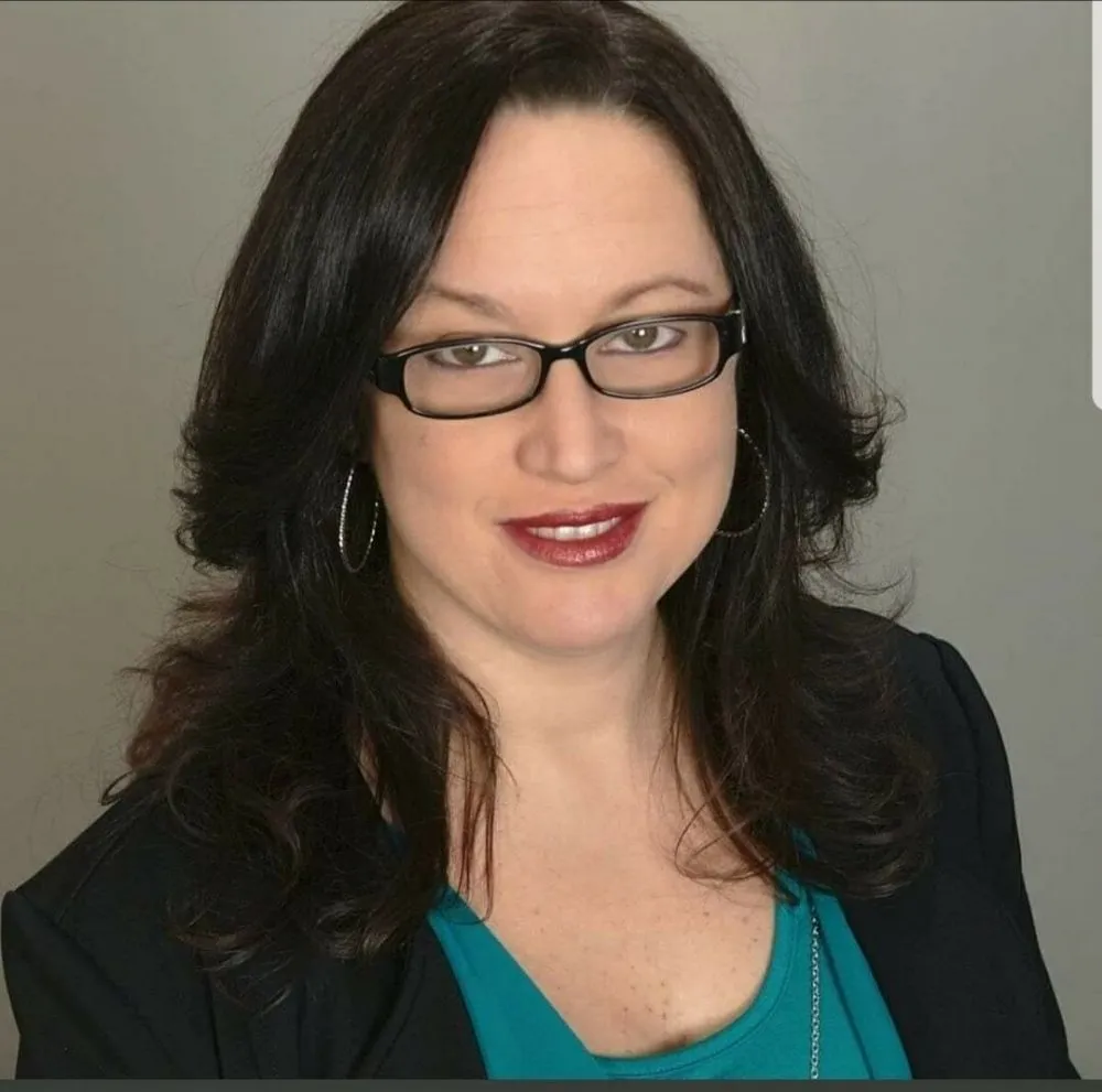 Local yard maintenance for homes in Port Richey, FL by Sunset Cove Outdoor Services