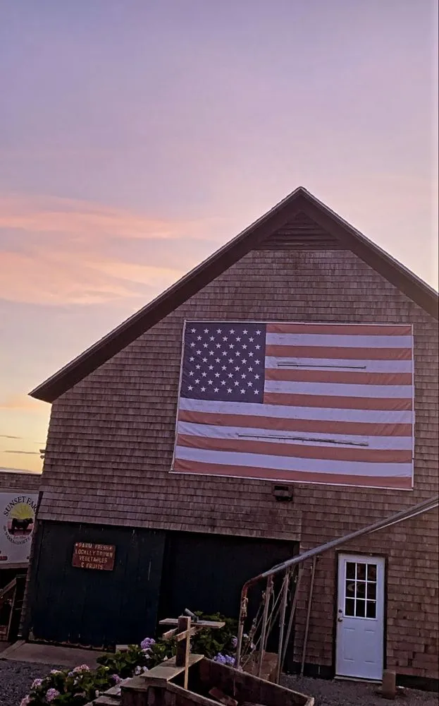 Trusted outdoor landscaping with custom design in Narragansett, RI by Sunset Farm