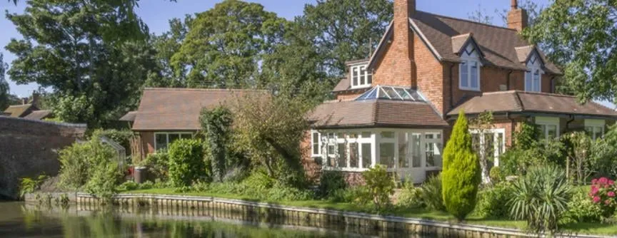 Local landscaping services experts serving Narragansett, RI - Sunset Farm