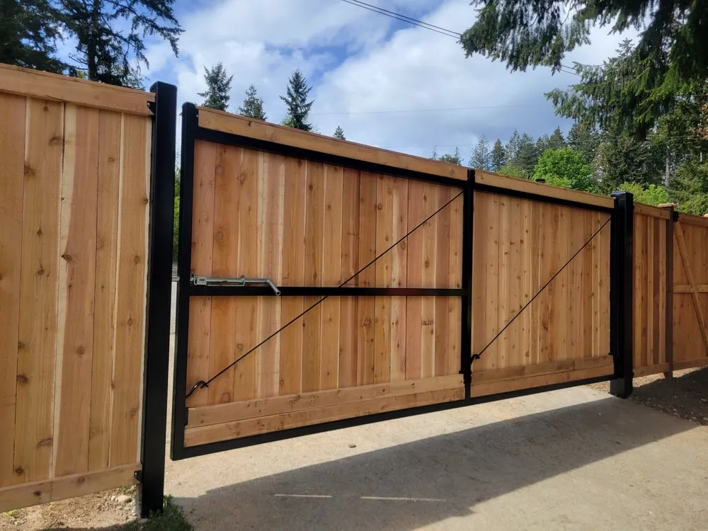 Affordable garden landscaping in Bremerton, WA by Sunset Fencing