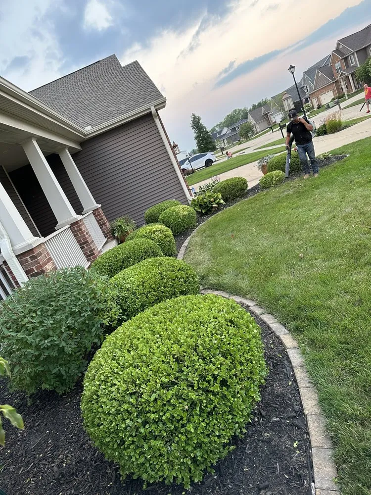 Custom residential landscaping experts serving Gifford, IL - Sunset Landscape Services