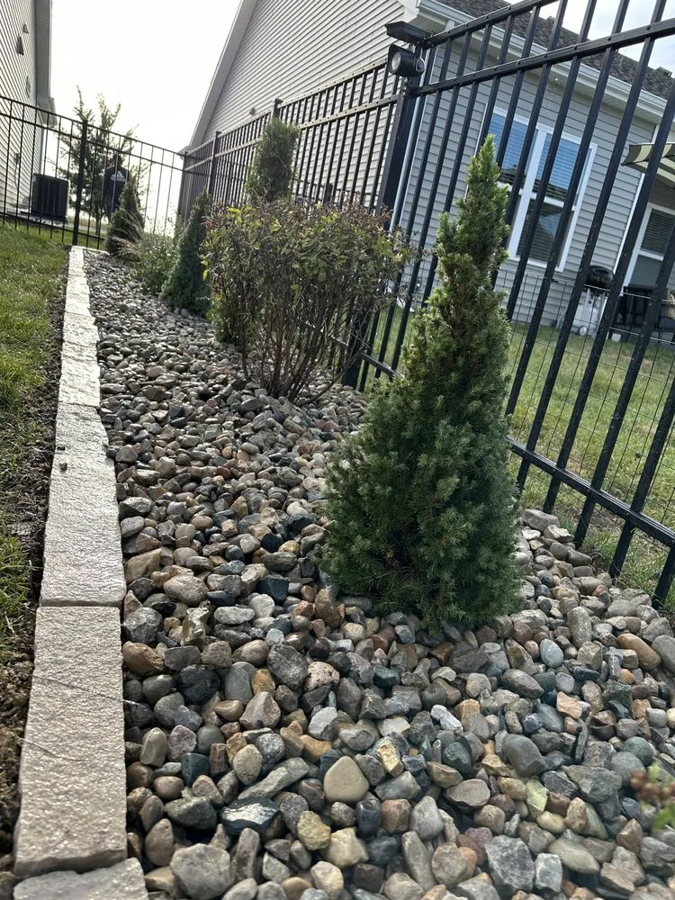 Local outdoor landscaping experts serving Gifford, IL - Sunset Landscape Services