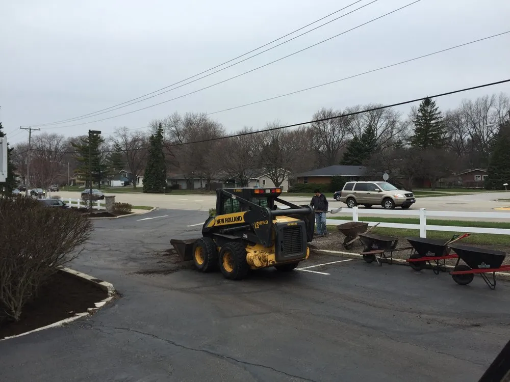 Custom lawn care service near you in Aurora, IL by Sunset Landscaping & Pro Brick Paving