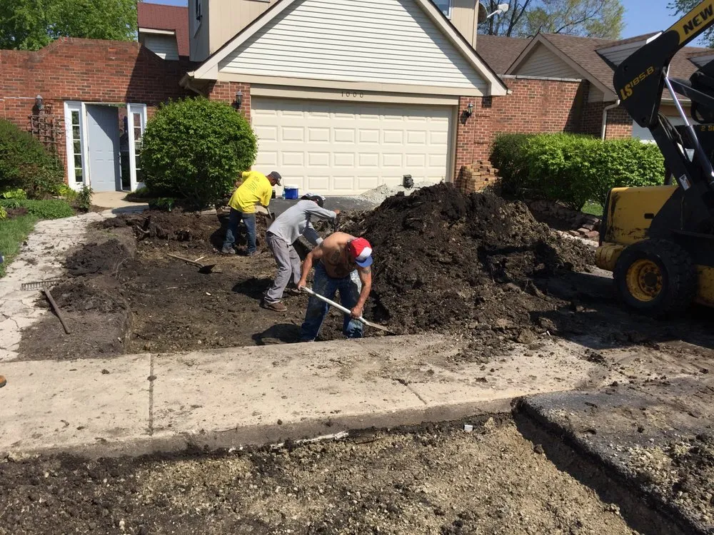 Local lawn care service experts serving Aurora, IL - Sunset Landscaping & Pro Brick Paving