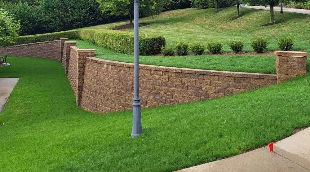 Affordable yard cleanup service experts serving Monaca, PA - Sunset Landscaping and Lawn Service