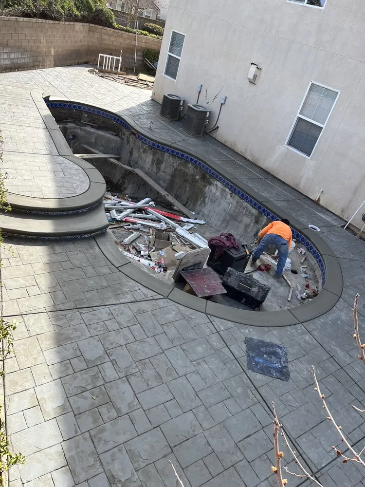 Affordable lawn mowing service in Modesto, CA - Sunset Landscaping Services