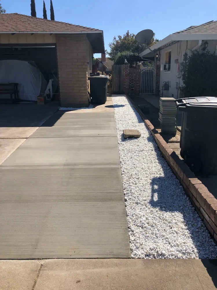 Custom lawn care service near you in Modesto, CA by Sunset Valley Landscaping