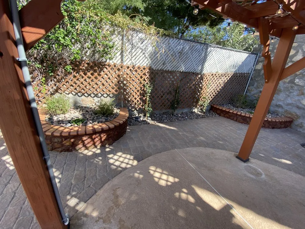 Expert lawn care service experts serving El Paso, TX - Sunset View Construction