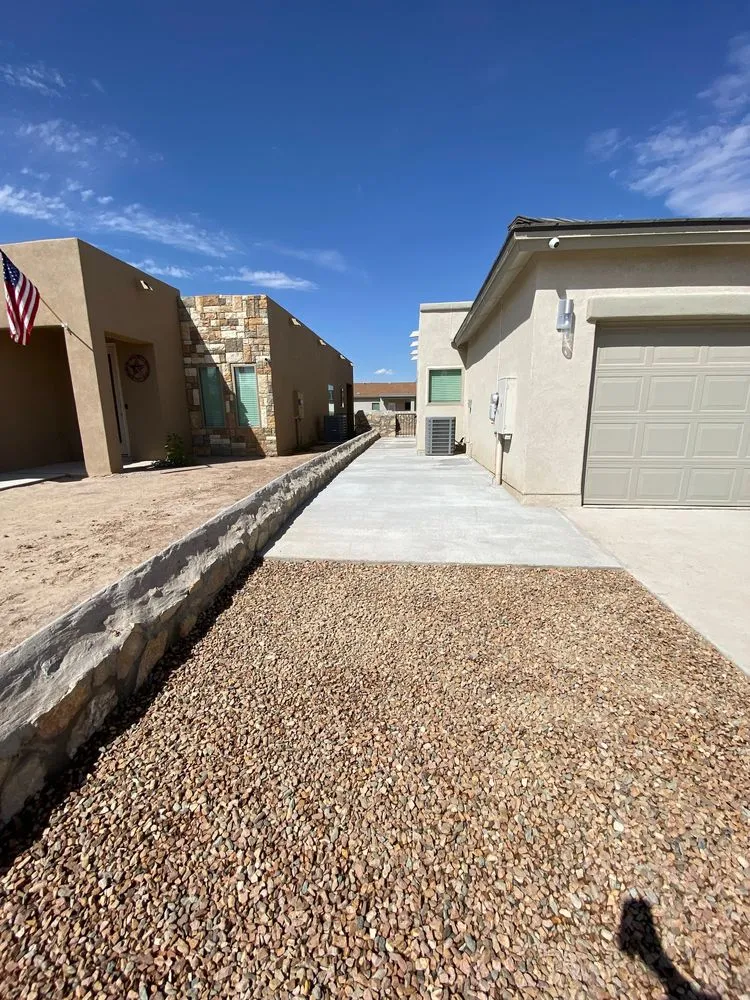 Custom yard cleanup service in El Paso, TX - Sunset View Construction