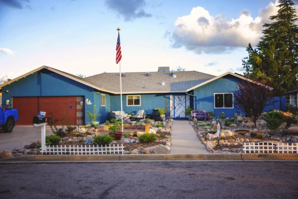 Custom landscape design in Sierra Vista, AZ by Sunset Water Gardens