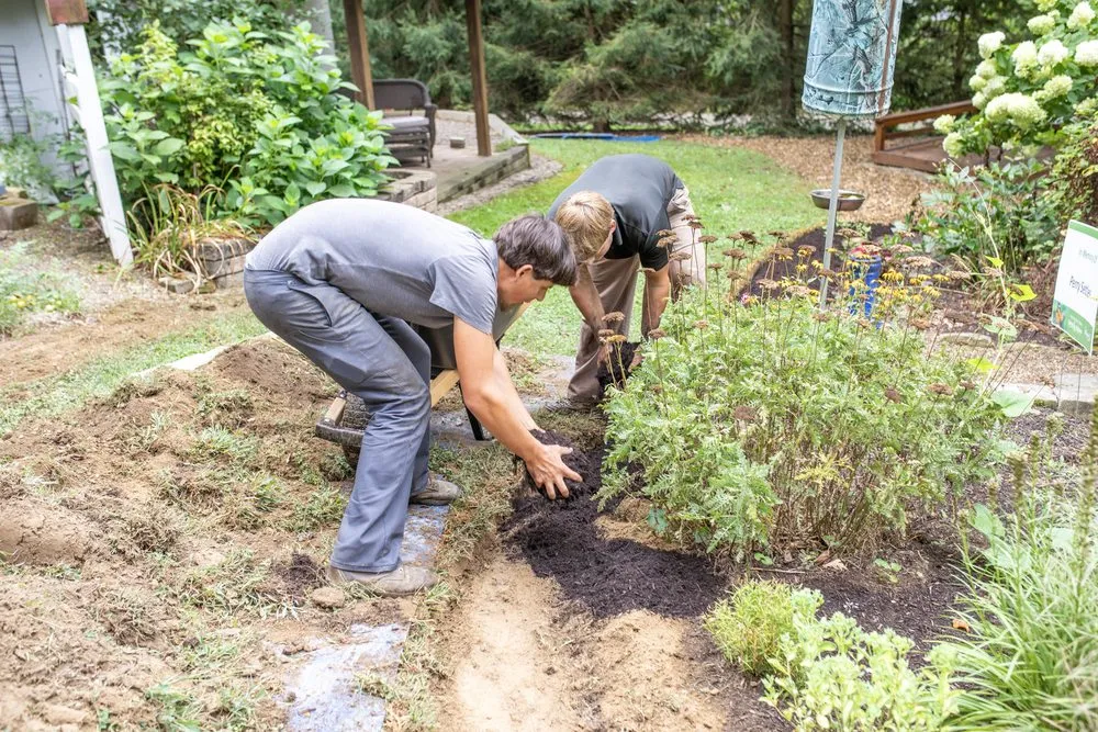 Top-rated landscape design experts serving Fredericksburg, OH - Sunset Yard Solutions