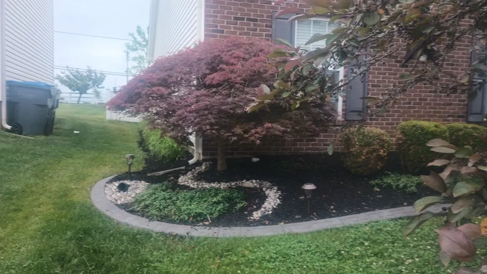 Professional garden landscaping in Mount Washington, KY - Sunshine Cleaning & Landscape